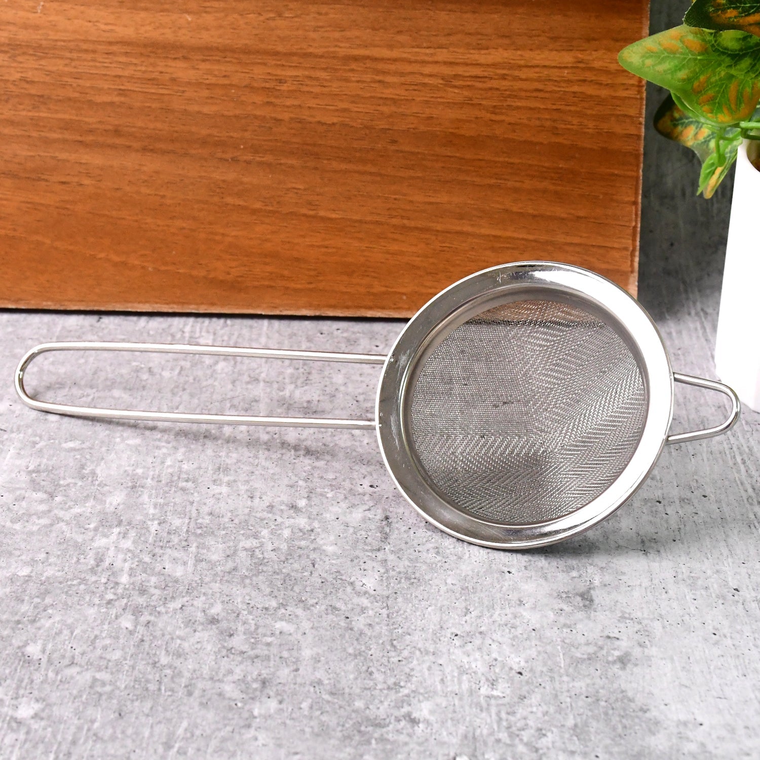 Supermom Slim Stainless Steel Strainer (1 Pc) Supermom Slim Stainless Steel Strainer (1 Pc)